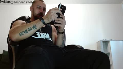 Snapshot of xandeer_steel chatting on 10-31-25, 05:30 Master Xandeer online show from 10-31-25, 05:30