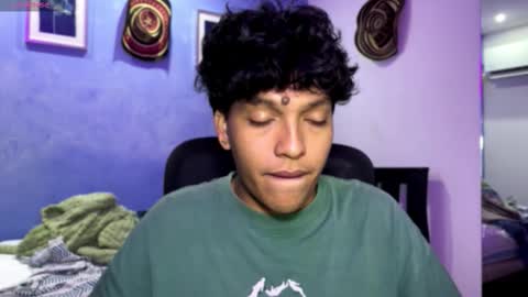 Snapshot of xander_bonnet1 chatting on 11-29-25, 03:48 Xander bonnet online show from 11-29-25, 03:48