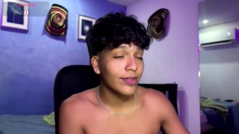 Snapshot of xander_bonnet1 chatting on 12-05-25, 02:36 Xander bonnet online show from 12-05-25, 02:36