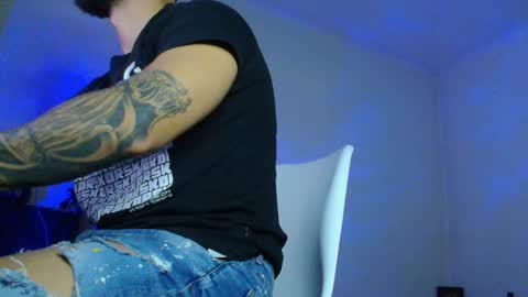 Snapshot of xandercagex chatting on 11-18-25, 06:18 XanderCageX online show from 11-18-25, 06:18