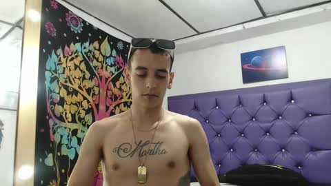 Snapshot of xandressex chatting on 01-28-25, 07:32 Andres online show from 01-28-25, 07:32