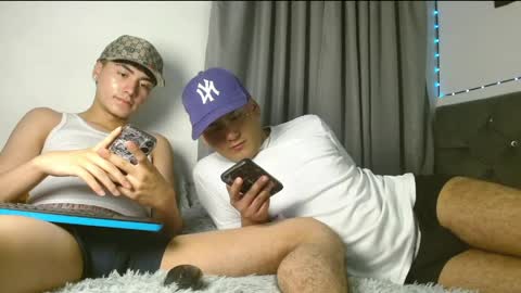 xandrodeluxe online show from 05-22-26, 07:04
