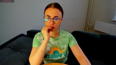 Alice online show from 05-18-26, 04:29