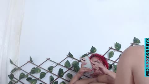       S A R A      100K followers online show from 03-10-25, 02:50