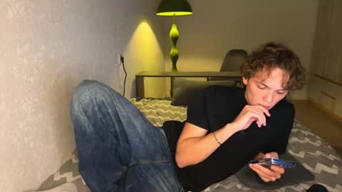 Xavier  PVT open  online show from 02-15-26, 01:41