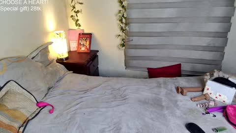 XAYAH online show from 09-25-25, 02:15