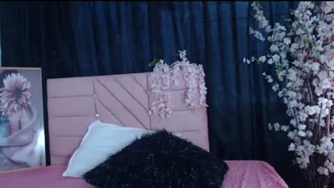 Snapshot of xbonny_ chatting on 07-06-26, 04:42 online show from 07-06-26, 04:42