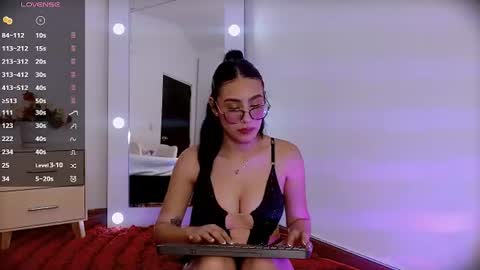 Snapshot of xbonny_ chatting on 07-29-26, 11:52 online show from 07-29-26, 11:52