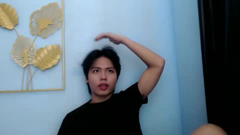 xcharls08 online show from 05-18-26, 07:14