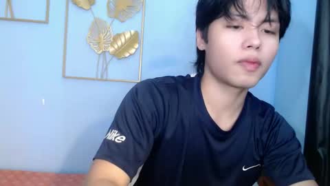 xcharls08 online show from 05-19-26, 06:42