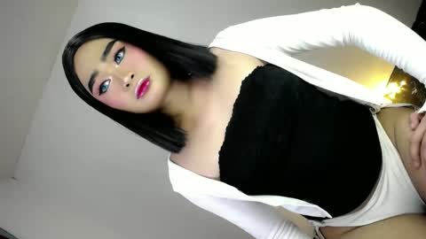 Snapshot of xchinita_kyanggx chatting on 01-15-25, 08:48 kianna online show from 01-15-25, 08:48