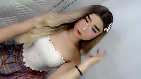 Snapshot of xchinita_kyanggx chatting on 03-06-25, 10:30 kianna online show from 03-06-25, 10:30