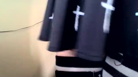 xchrissyxx online show from 06-18-26, 12:31