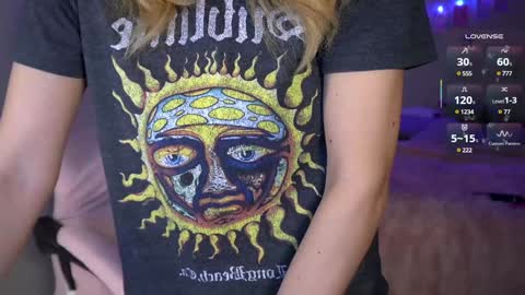 spoil me here  online show from 03-11-25, 09:02