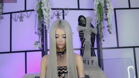 xenomy online show from 10-28-25, 07:45