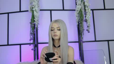 xenomy online show from 12-17-25, 07:58