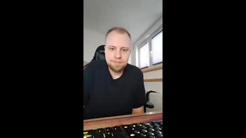 Snapshot of xer187 chatting on 01-09-26, 03:04 Xeharnot online show from 01-09-26, 03:04