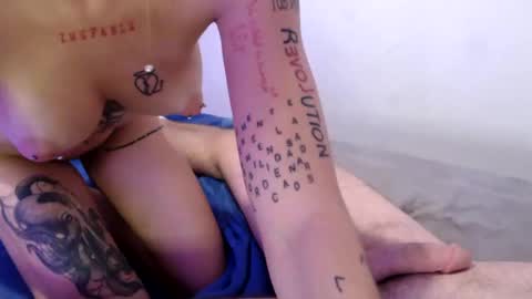 Snapshot of xesfinge chatting on 12-24-24, 05:23 xesfinge online show from 12-24-24, 05:23