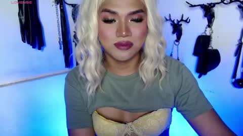 Snapshot of xfreyalibitina69x chatting on 06-16-26, 05:37 xfreyalibitina69x online show from 06-16-26, 05:37
