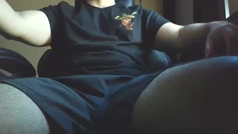 Snapshot of xghost94_ chatting on 12-16-25, 11:37 Ghost online show from 12-16-25, 11:37