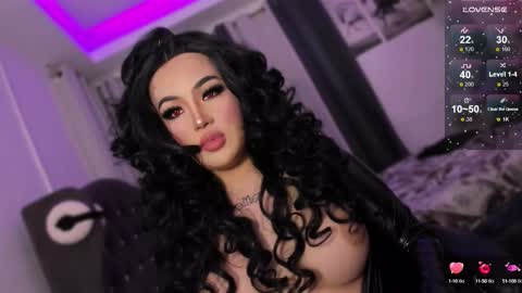 Snapshot of xher_hidden_collectionx chatting on 09-15-25, 05:40 GODDESSS LEXII online show from 09-15-25, 05:40