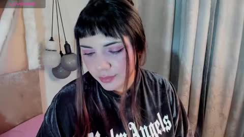 hinata  online show from 09-13-25, 11:37