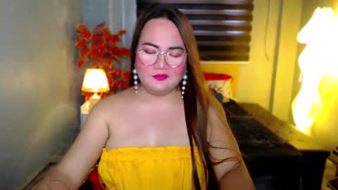 xhotlaurax online show from 12-01-25, 05:01