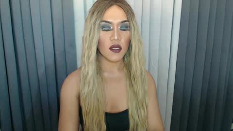 Snapshot of xhugejerkingtransx chatting on 12-15-24, 03:09 GWEN THOMPSON ....... online show from 12-15-24, 03:09