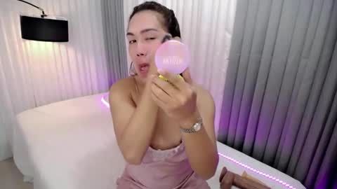 Snapshot of xhugejerkingtransx chatting on 09-21-25, 03:35 GWEN THOMPSON ....... online show from 09-21-25, 03:35