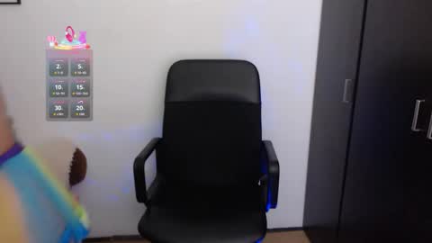 Xia online show from 11-09-25, 10:19