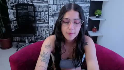 Snapshot of xiiomara_vega chatting on 08-01-26, 11:47 xiiomara online show from 08-01-26, 11:47
