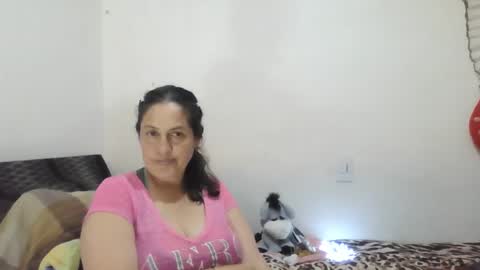 Snapshot of xime5144838 chatting on 02-14-25, 04:26 Ximena online show from 02-14-25, 04:26