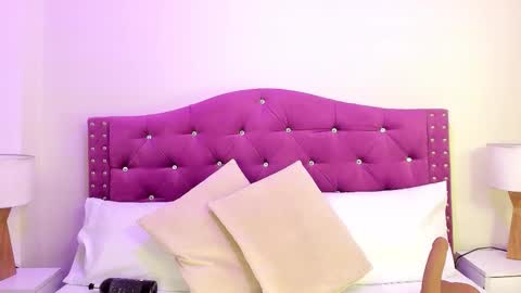 Xime  online show from 11-19-25, 03:06