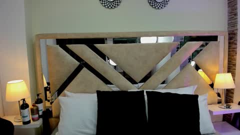 Xime  online show from 03-08-26, 01:25