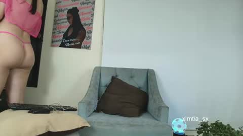 Snapshot of ximtia_xs chatting on 06-16-26, 11:24 ximtia online show from 06-16-26, 11:24
