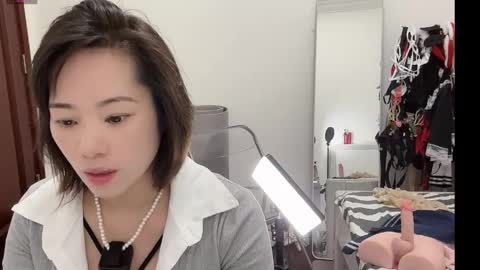 xinbao799322 online show from 05-02-26, 09:25