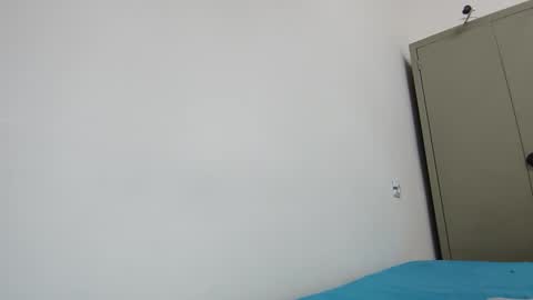 Snapshot of xineeddine chatting on 11-18-25, 12:31 xineeddine online show from 11-18-25, 12:31