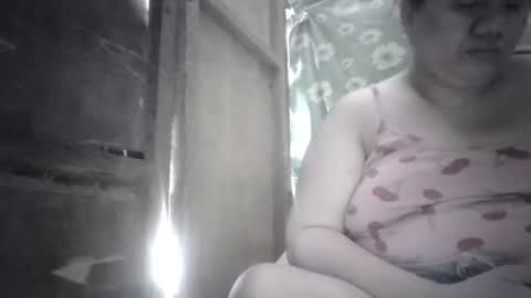 Snapshot of xjuicytits chatting on 04-18-26, 12:03 xjuicytits online show from 04-18-26, 12:03