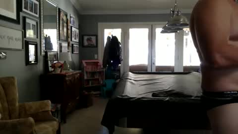 Snapshot of xkon1 chatting on 10-31-25, 06:20 xkon1 online show from 10-31-25, 06:20