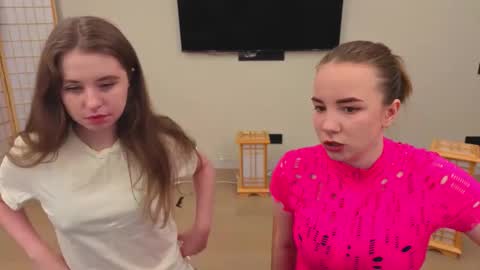 Snapshot of xlanabunny chatting on 10-06-25, 05:32 xlanabunny online show from 10-06-25, 05:32