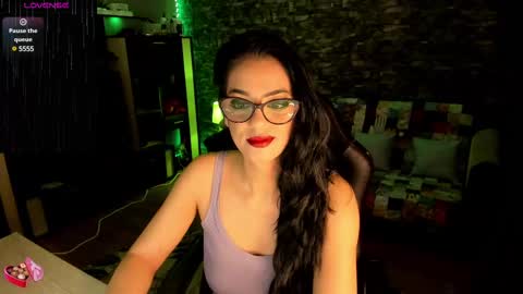 Lara online show from 02-27-25, 07:47