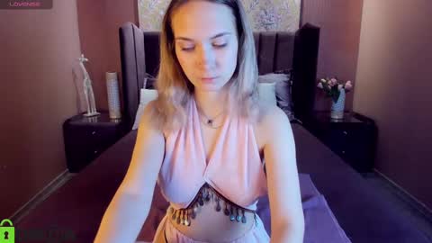 Linda online show from 02-10-25, 01:55