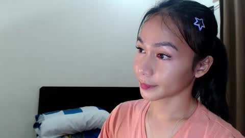 Snapshot of xlovely_destinyx chatting on 03-10-26, 05:07 Alice online show from 03-10-26, 05:07