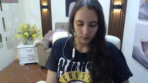 lunna online show from 10-20-25, 07:36