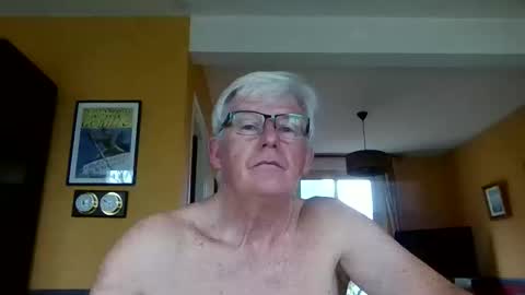 xmaeg3 online show from 01-12-26, 09:14