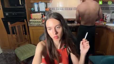 Snapshot of xmaskedgirl888 chatting on 07-10-26, 08:44 Extreme Couple online show from 07-10-26, 08:44