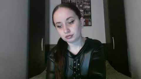Snapshot of xmistressemmax chatting on 11-17-25, 08:42 Mistress Emma online show from 11-17-25, 08:42