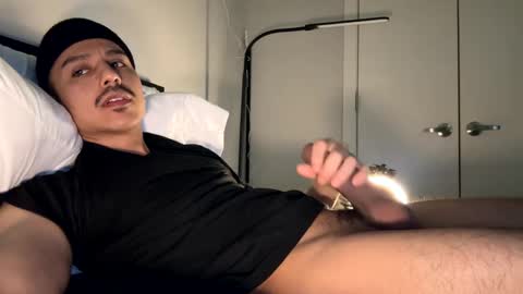 xmomentumx online show from 12-01-24, 05:13