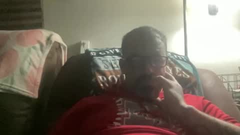 Snapshot of xmountainx chatting on 01-12-26, 08:19 Mountain online show from 01-12-26, 08:19