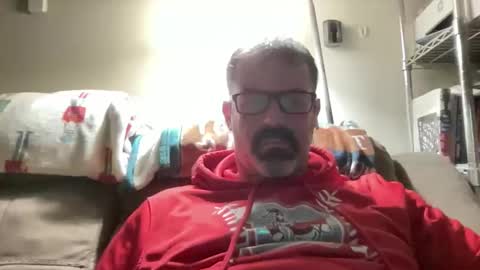 Snapshot of xmountainx chatting on 03-11-26, 08:42 Mountain online show from 03-11-26, 08:42